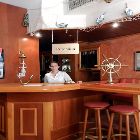 Deutsche Flagge ホテル