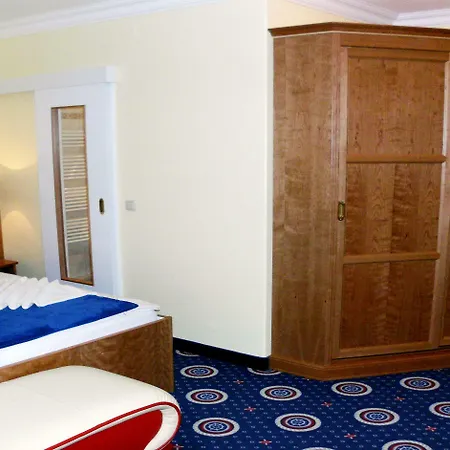 Deutsche Flagge 3* Binz