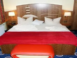 Deutsche Flagge 3* Ostseebad Binz