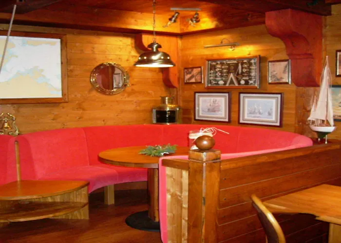 Deutsche Flagge 3* Binz